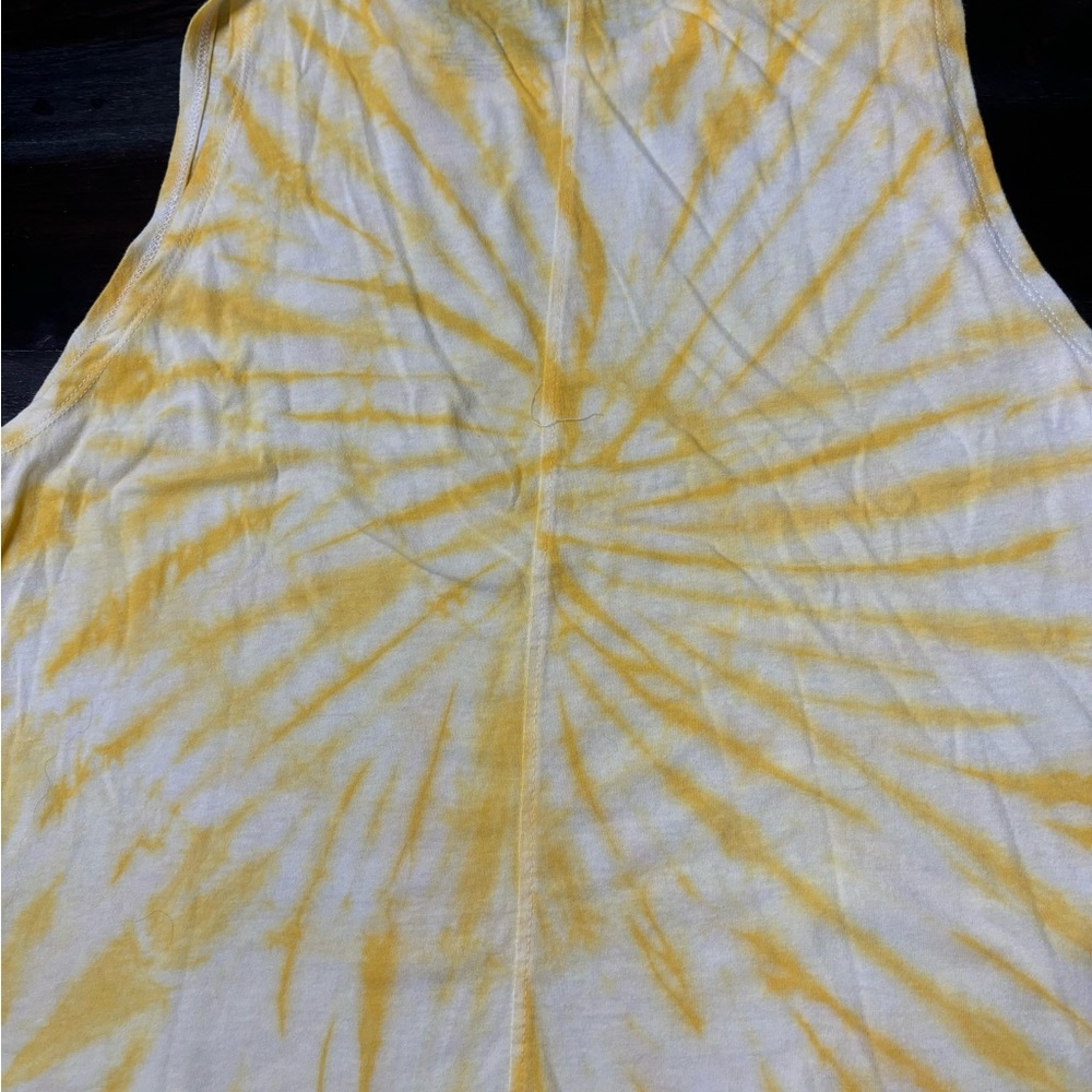 workout tank - Picture 3 of 3